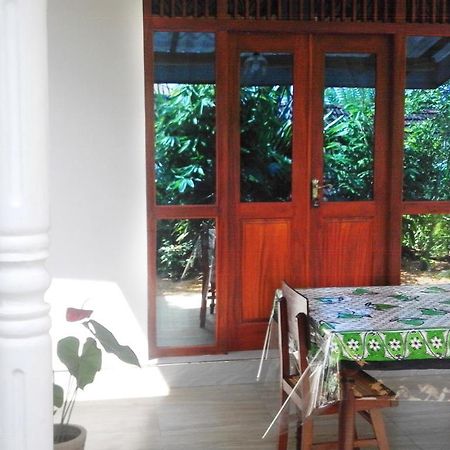 Sisila Villa Bentota Exteriör bild